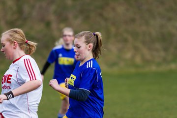 Bild 123 - B-Juniorinnen Tus Tensfeld - TSV Gnutz o.W. : Ergebnis: 1:3